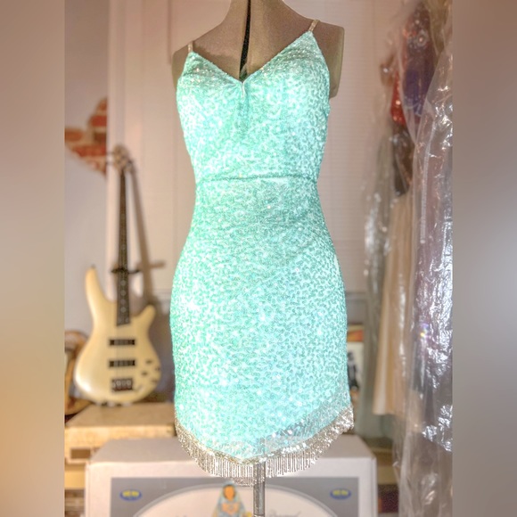 Beaded-fringe Hem Sequin Mini-Dress by Ashley Lauren, Size 8 - Picture 3 of 10